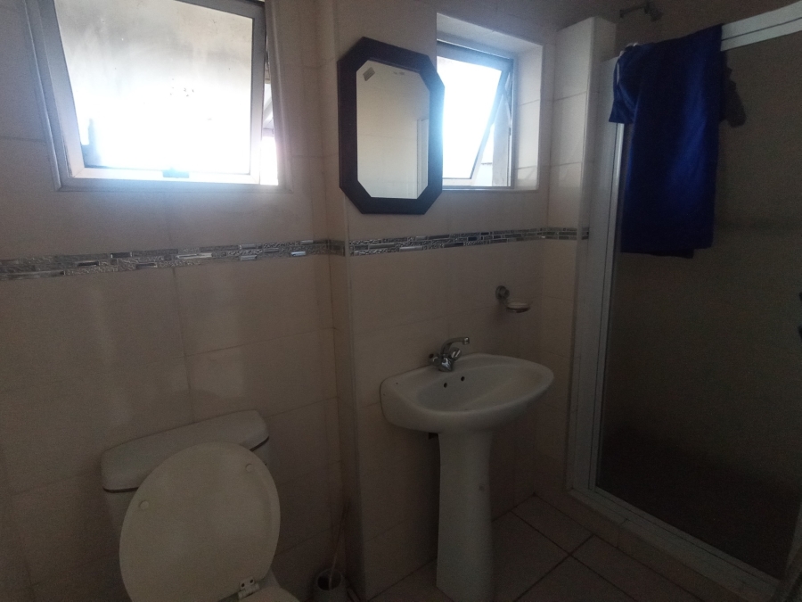 5 Bedroom Property for Sale in Baysville Eastern Cape